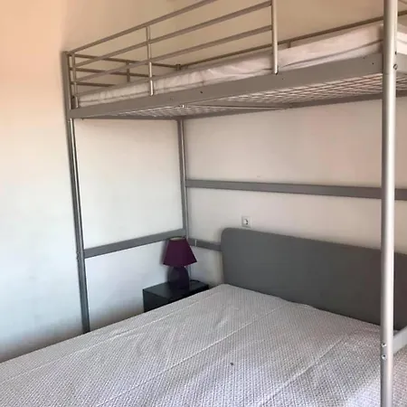 Charmante Maisonnette Avec Piscine Communautaire, Idéale Familiales Hébergement de vacances